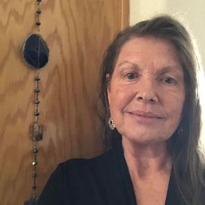 Meet your Posher, Brenda